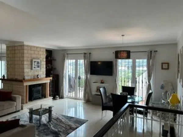 Chalet adosado en Aloha Pueblo, 120, Aloha - Foto 3