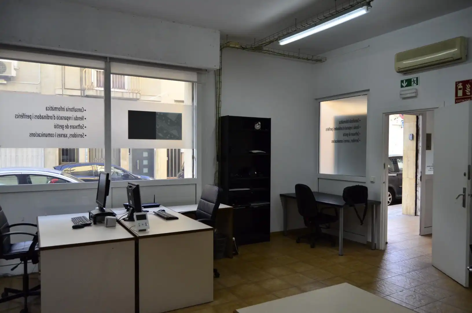 Local comercial en  Carrer de Ribot i Serra - Foto 4