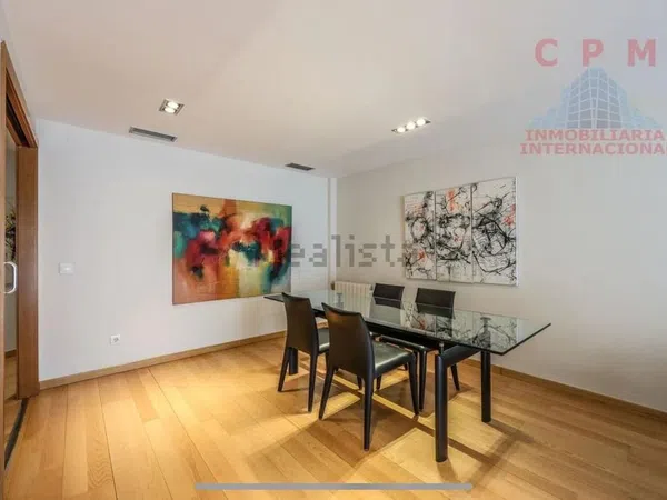 Piso en calle de Meléndez Valdés, 66