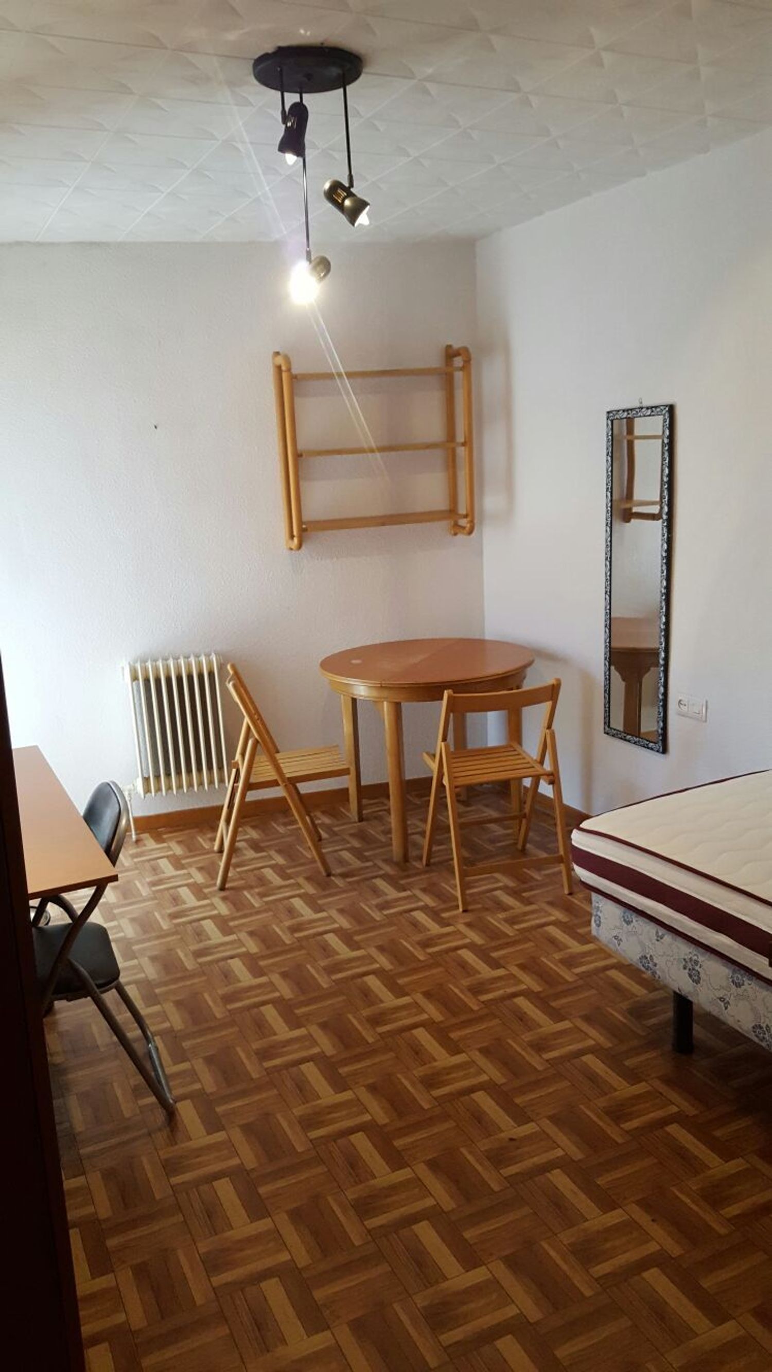 Piso en calle Emperatriz Eugenia, 6 - Foto 4