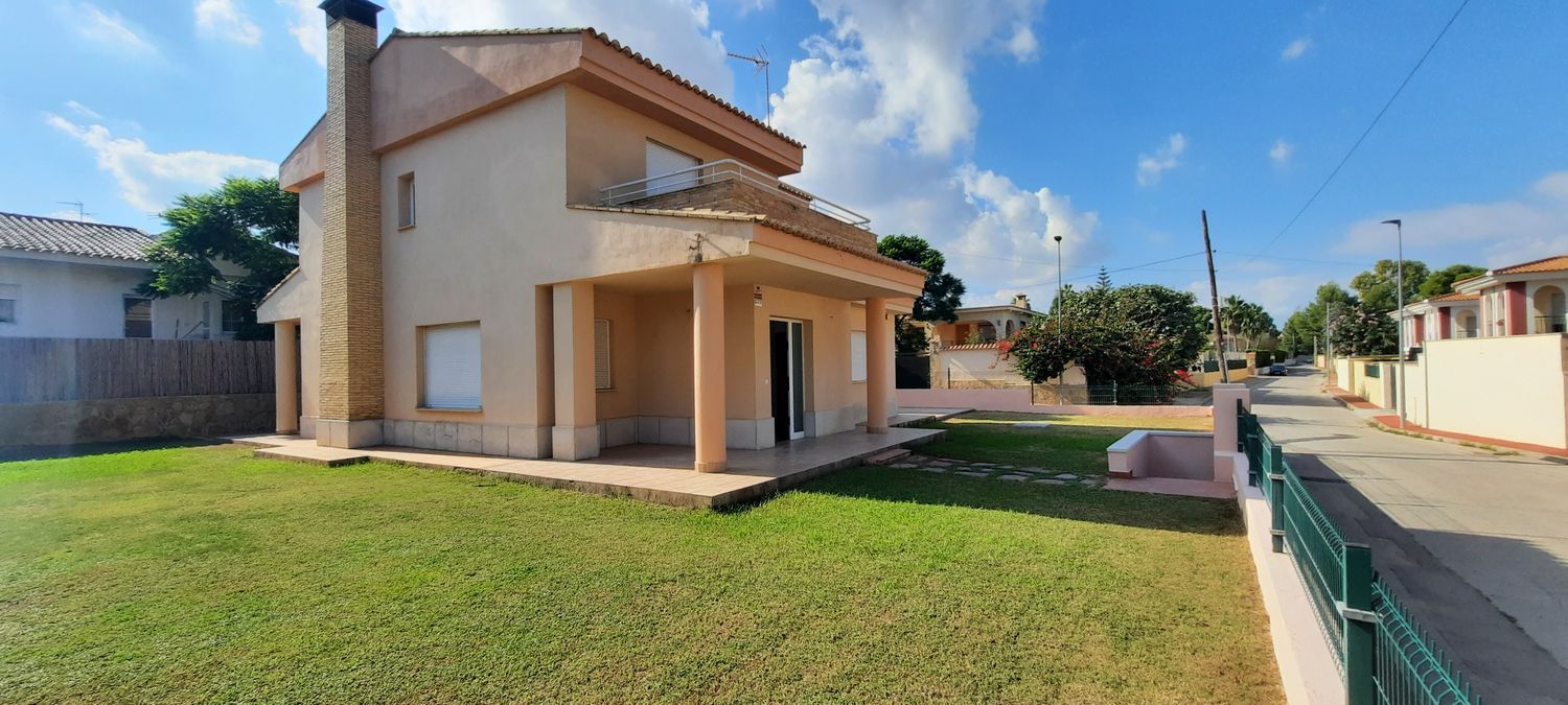 Casa o chalet independiente en Calle Poqueta Nit, 33, La Conarda-Montesano, La Conarda-Montesano - Foto 6