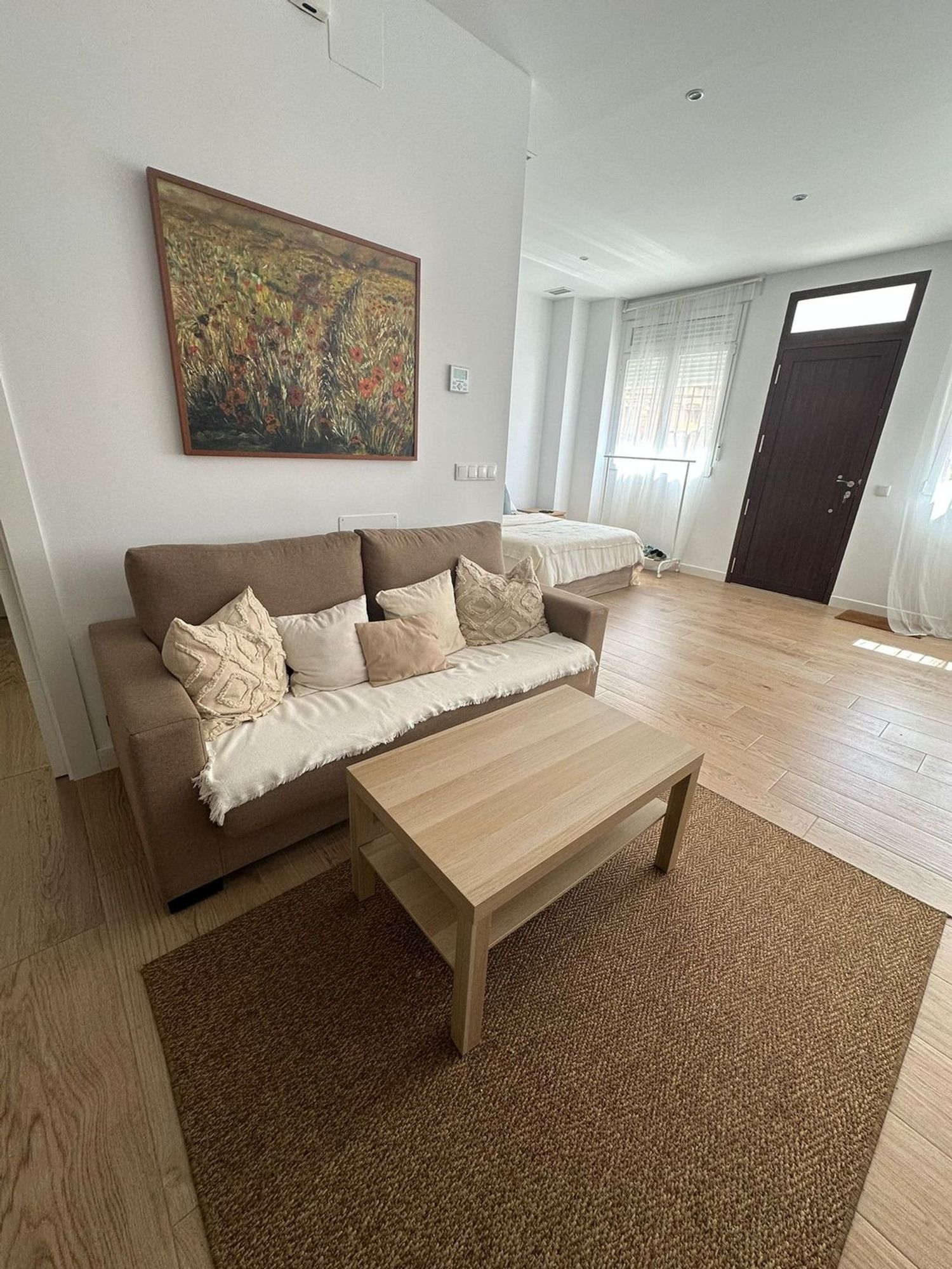 Estudio en plaza Virgen del Rocío, 7 - Foto 1