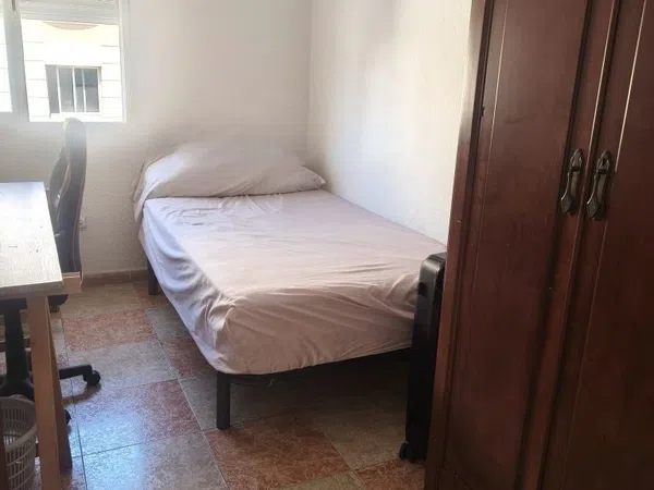 Piso en Ciudad Jardín - Foto 4
