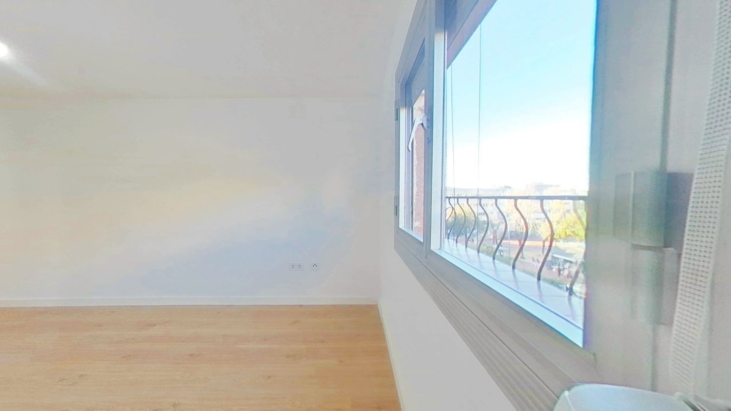 Piso en Barrio Pubilla Cases - Foto 2