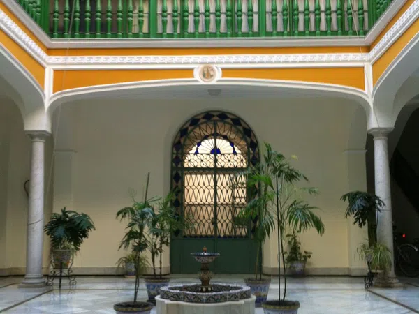 Estudio en calle San Isidoro, 14