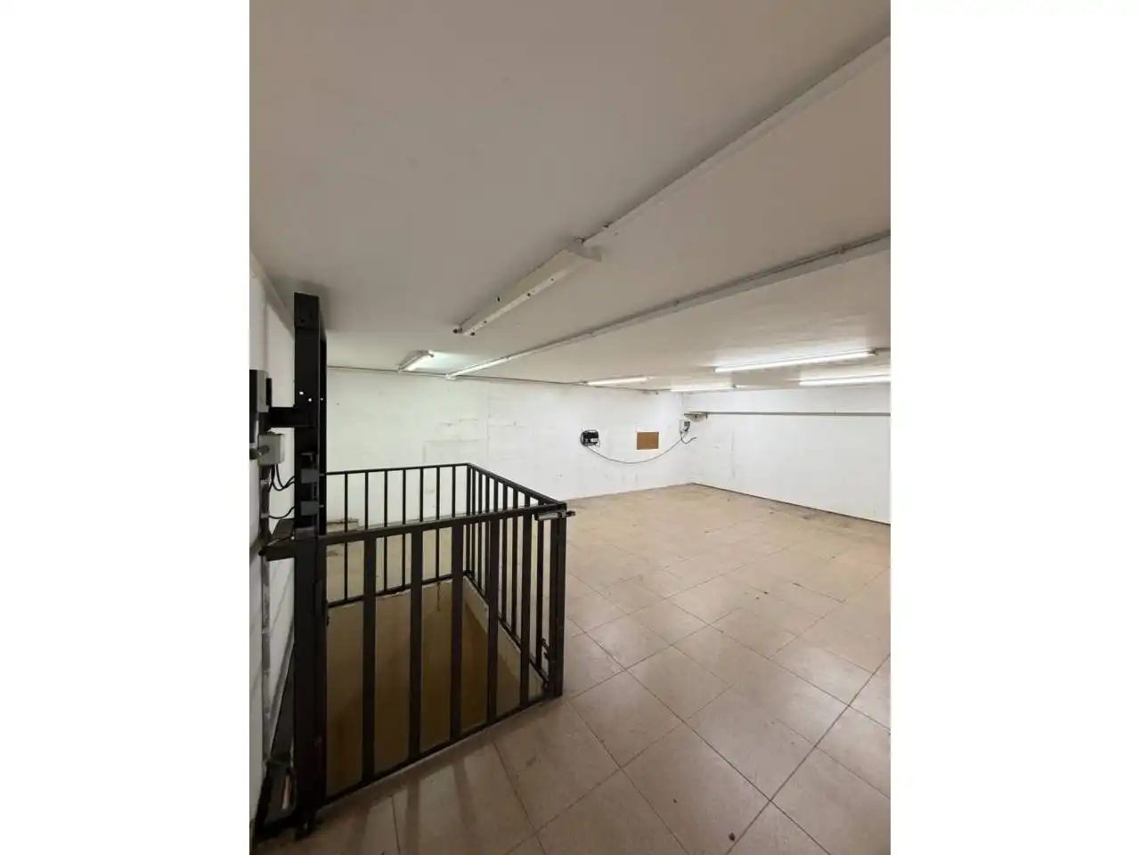 Local comercial en  Calle Dibuixant Avellaneda - Foto 10