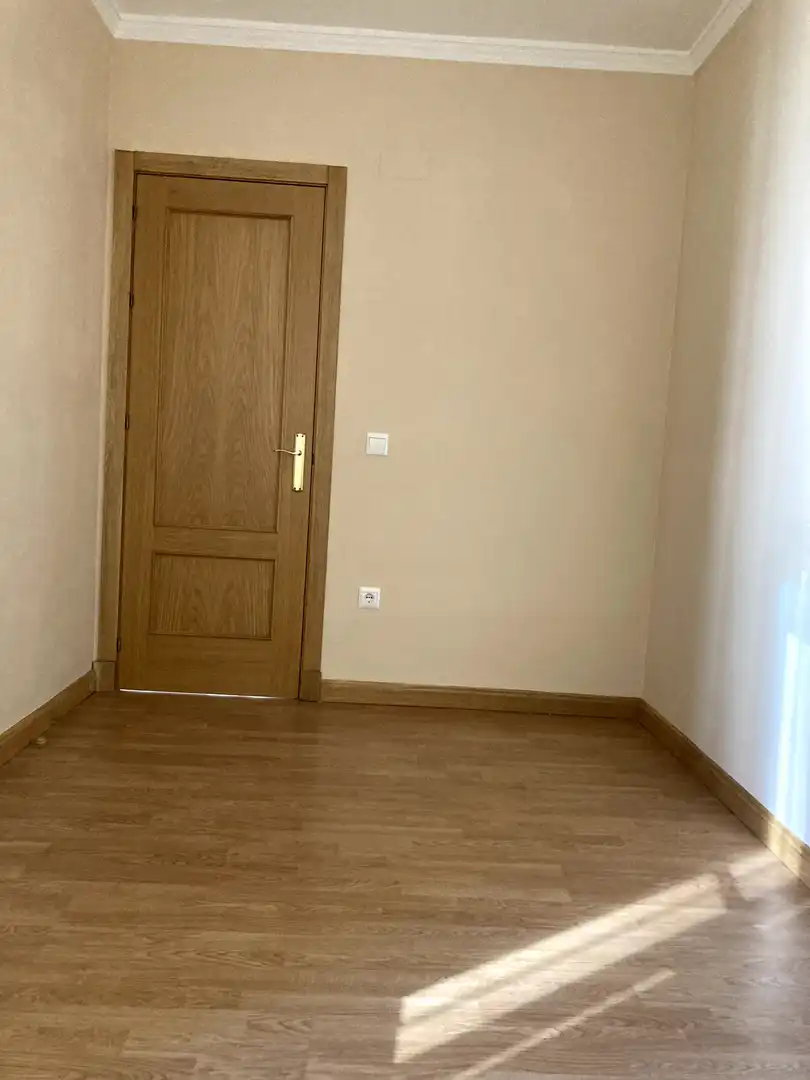 Casa adosada en  Calle José Luis López-Aranguren 477 - Foto 21
