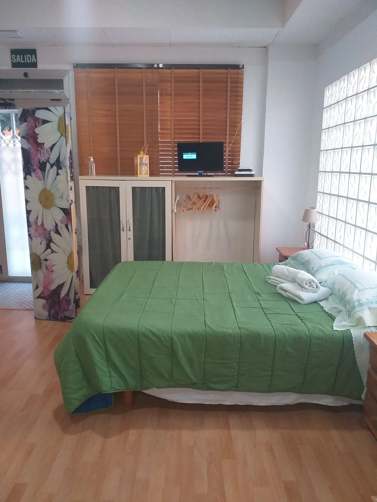 Estudio en calle del Poeta Durán i Tortajada, 21 - Foto 6
