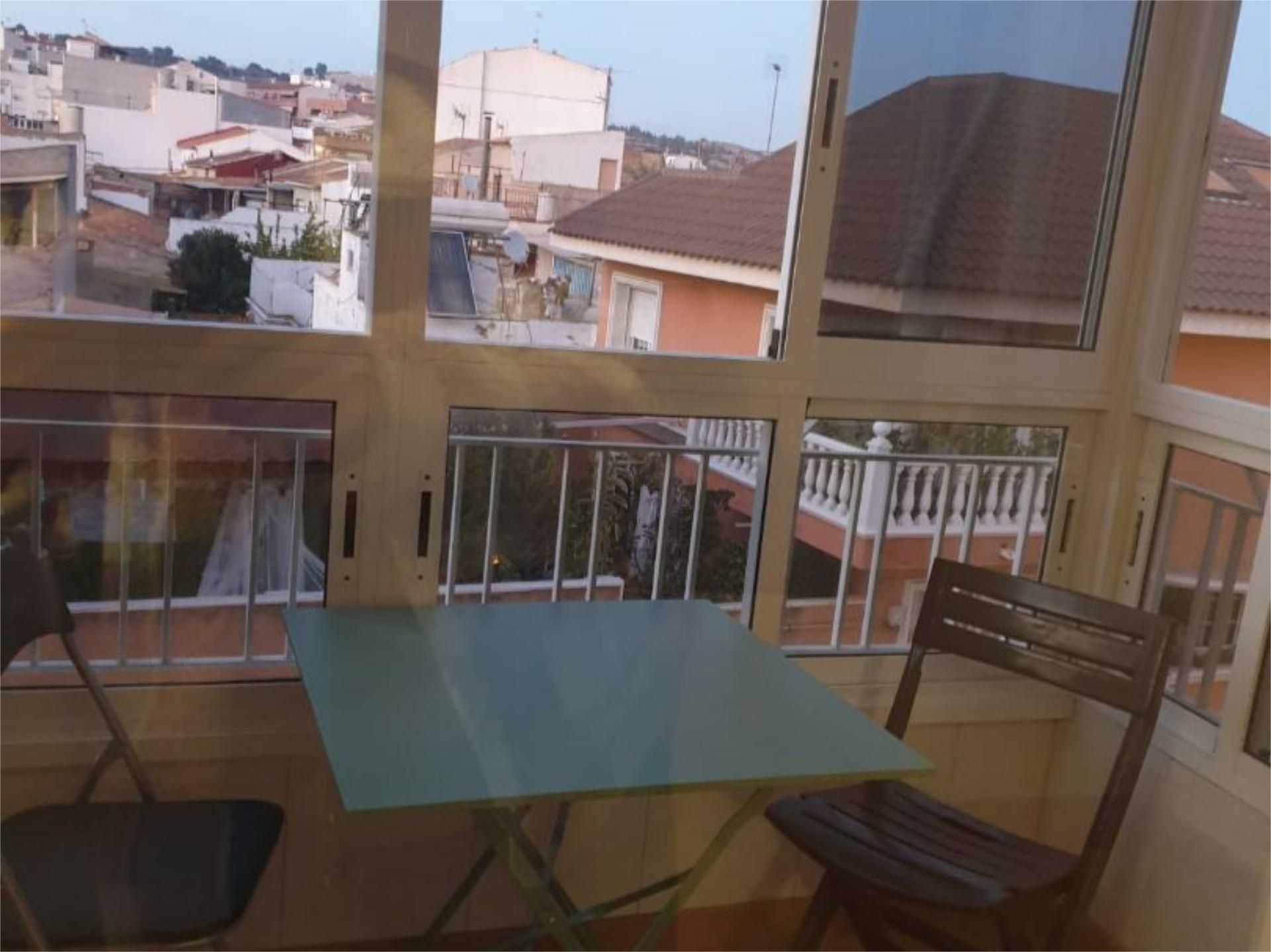 Piso en calle Poeta Vicente Medina 1