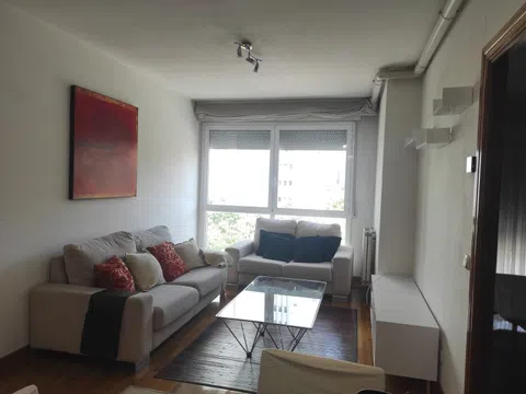 Piso en avenida Pamplona, 25