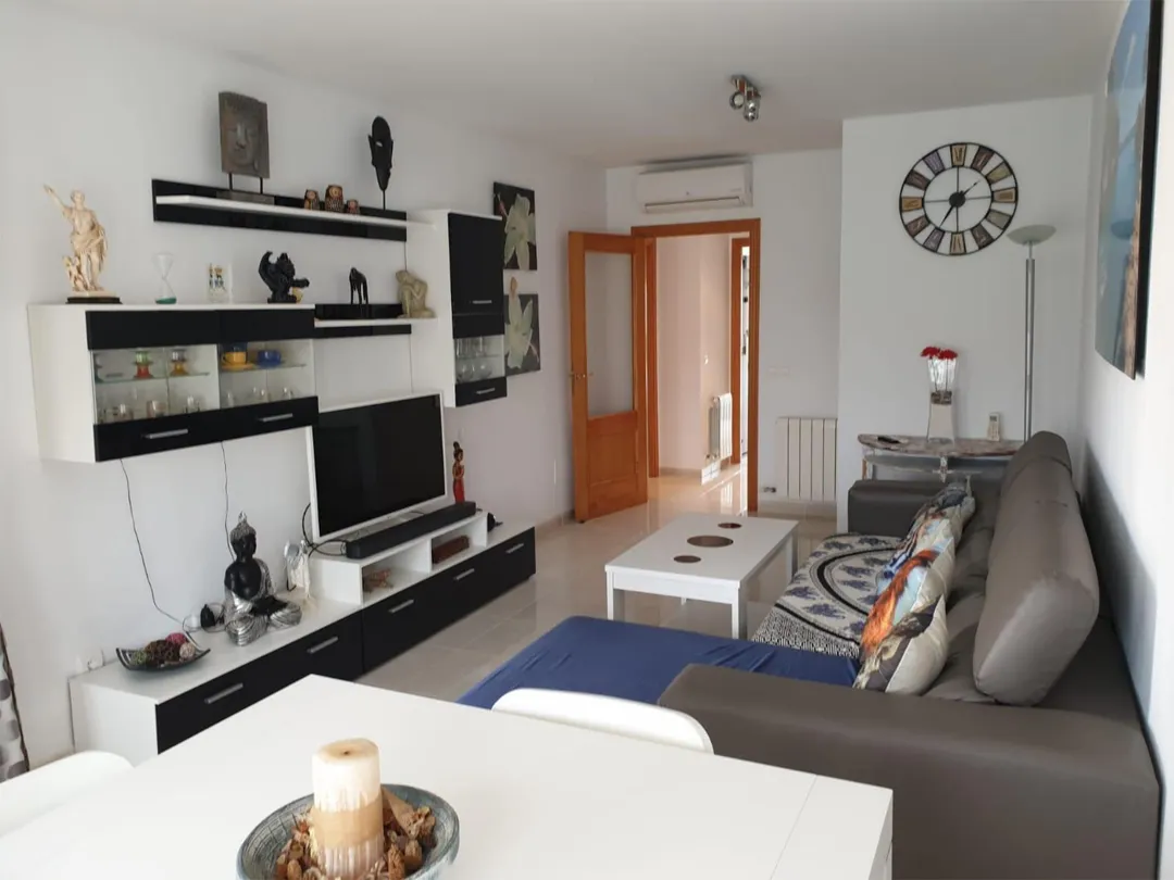 Piso en  Carrer Rafael Cifre Vila 6 - Foto 2