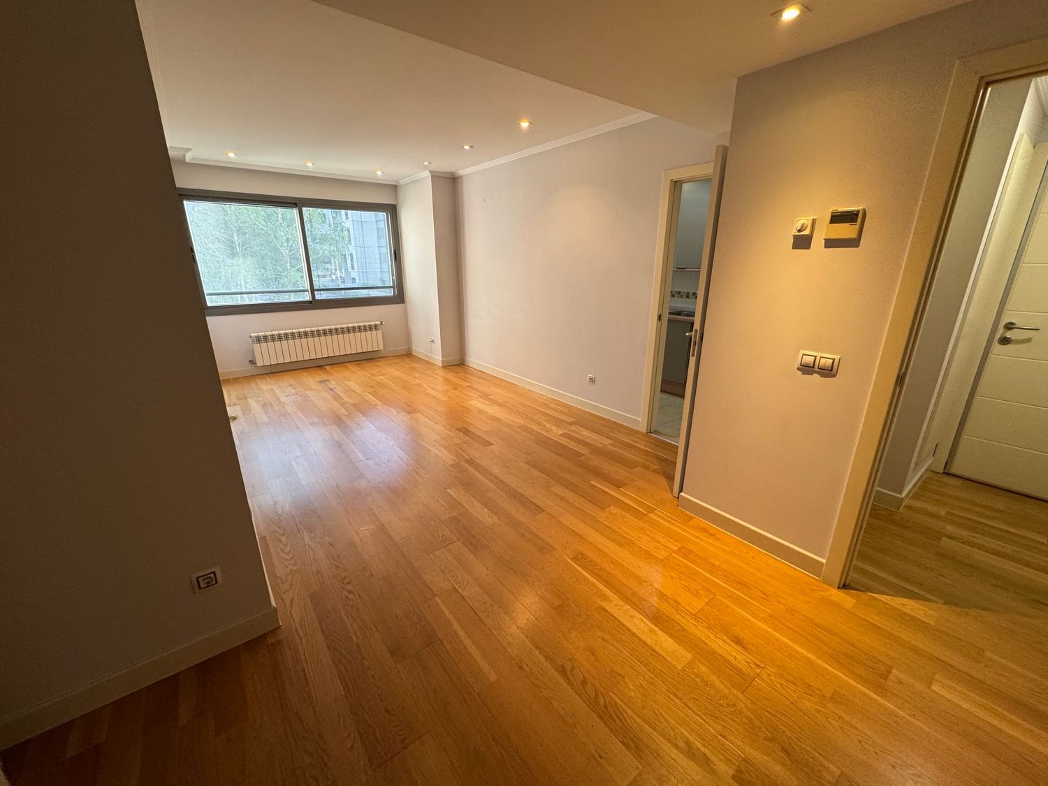 Piso en calle de Rafael Bergamín, 5