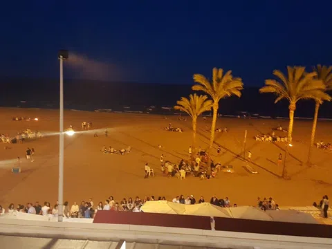 Piso en calle Águila, 2