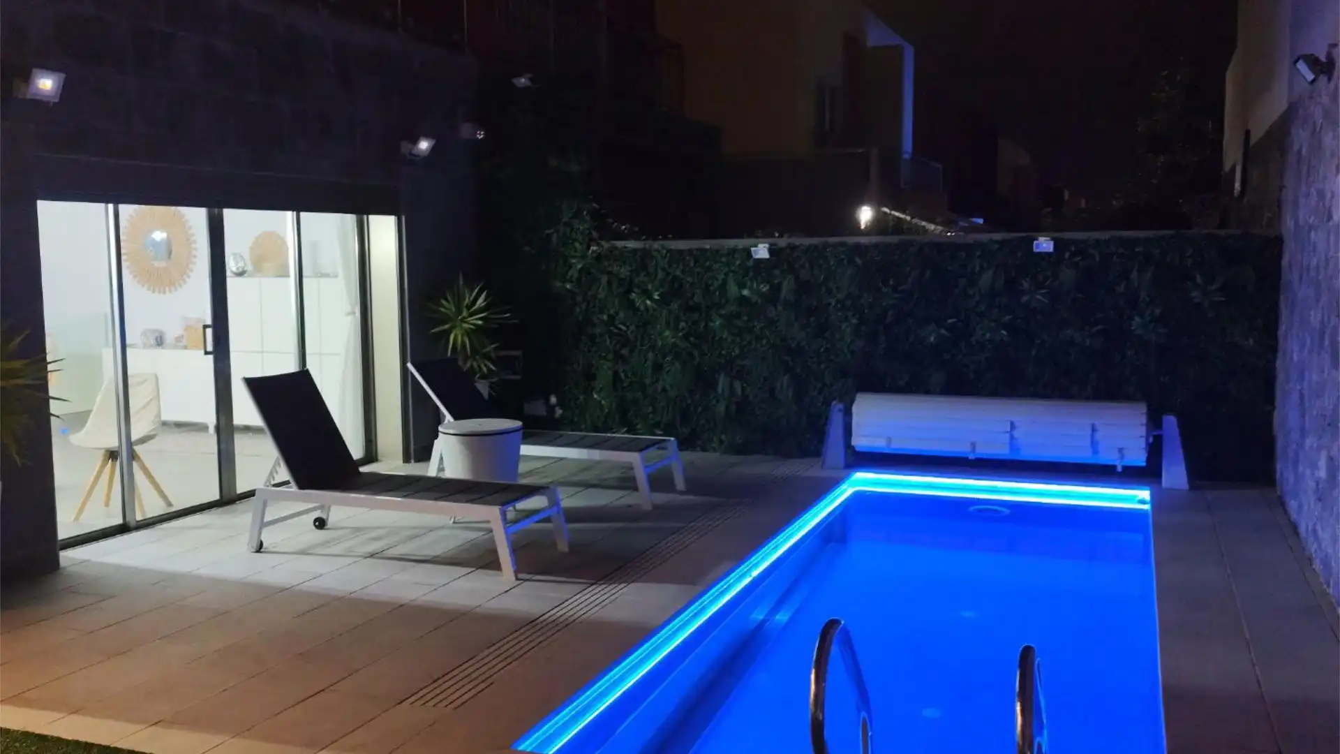 Casa adosada en  Calle Francisco de La Torre 31 - Foto 6