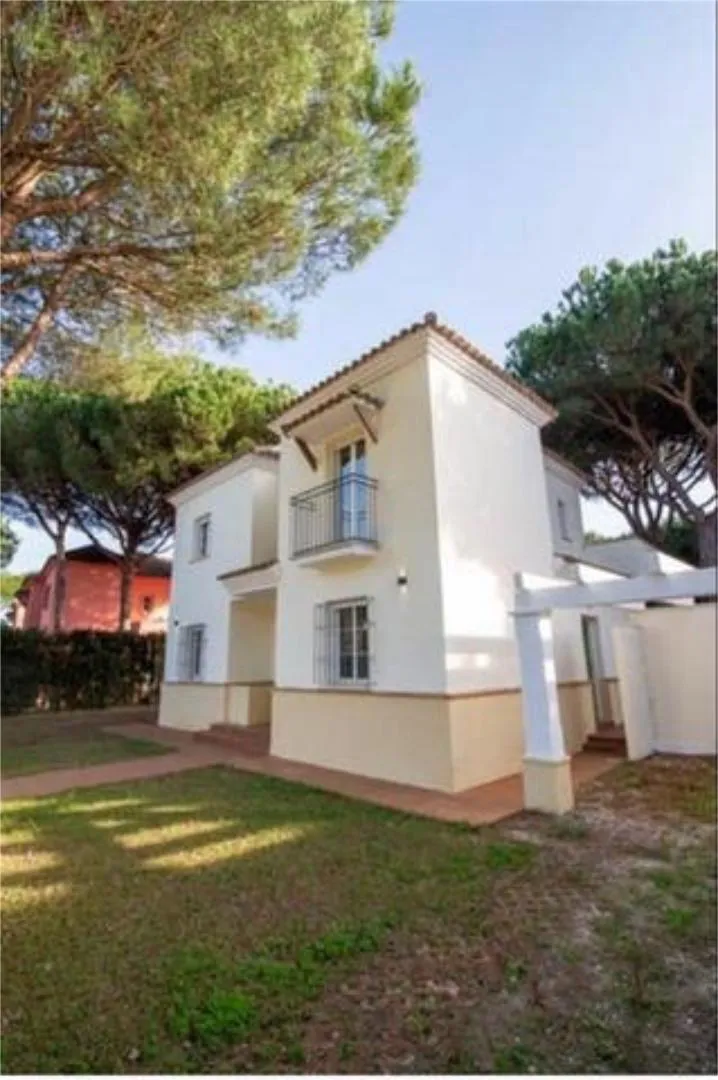 Casa adosada en Novo Sancti Petri - Foto 1