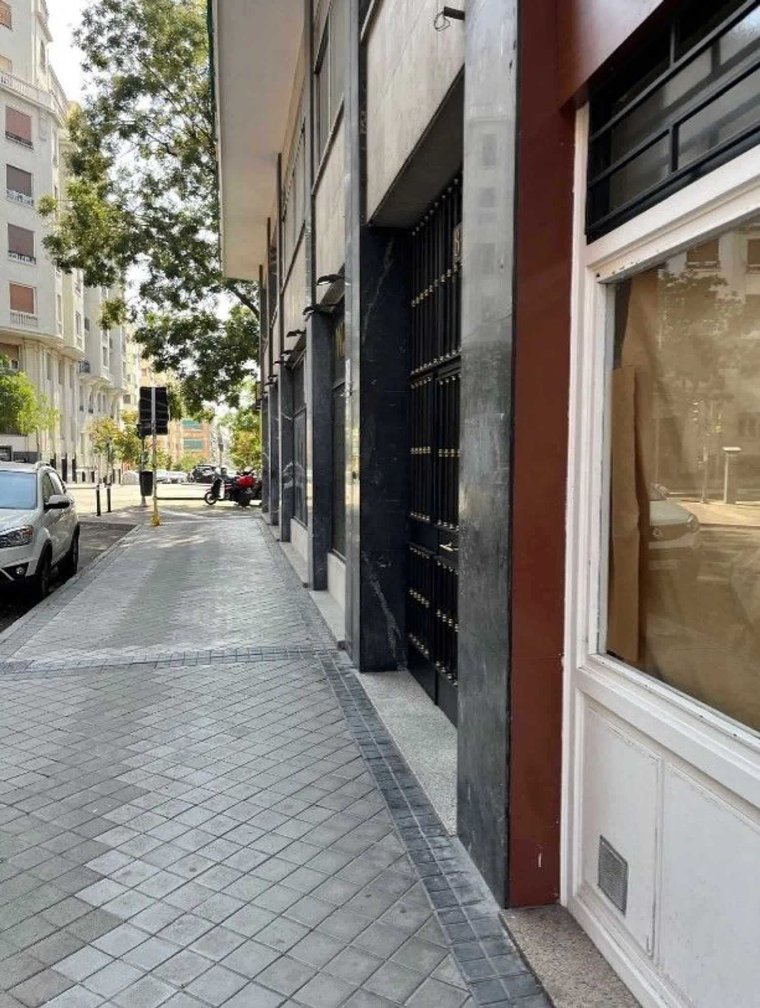 Piso en calle de María de Guzmán, 6 - Foto 1
