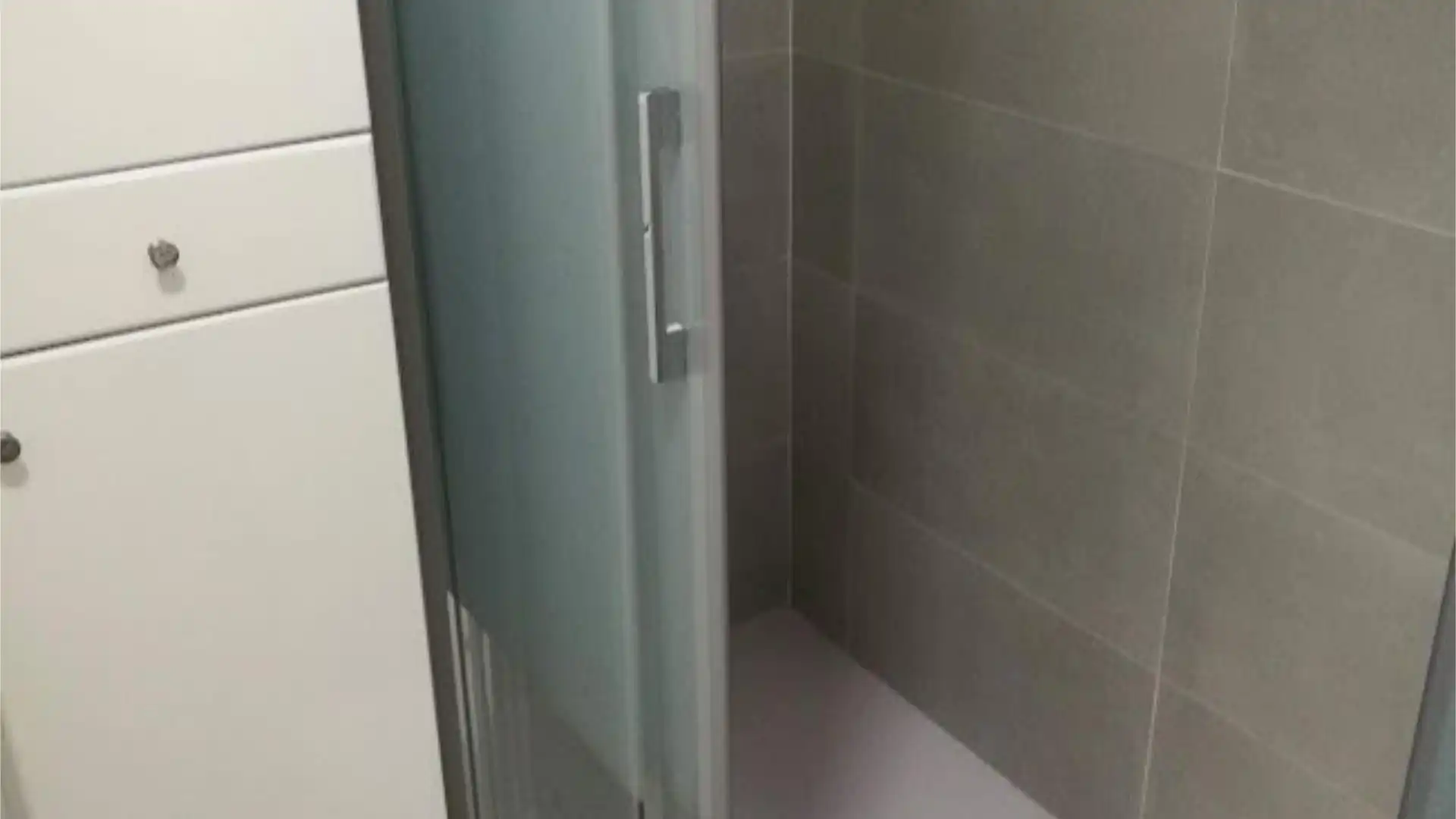 Piso en  Calle Profesor Tercedor Díaz 4 - Foto 17