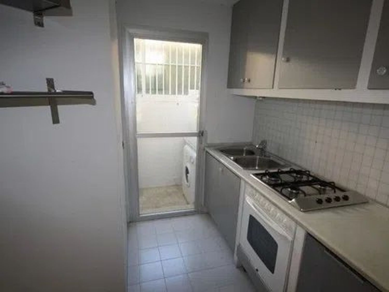 Chalet adosado en avenida Pernet s/n - Foto 7