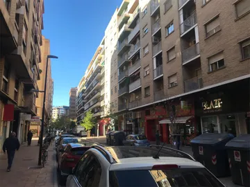 Piso en  Calle de la Reina Fabiola 22 - Foto 2