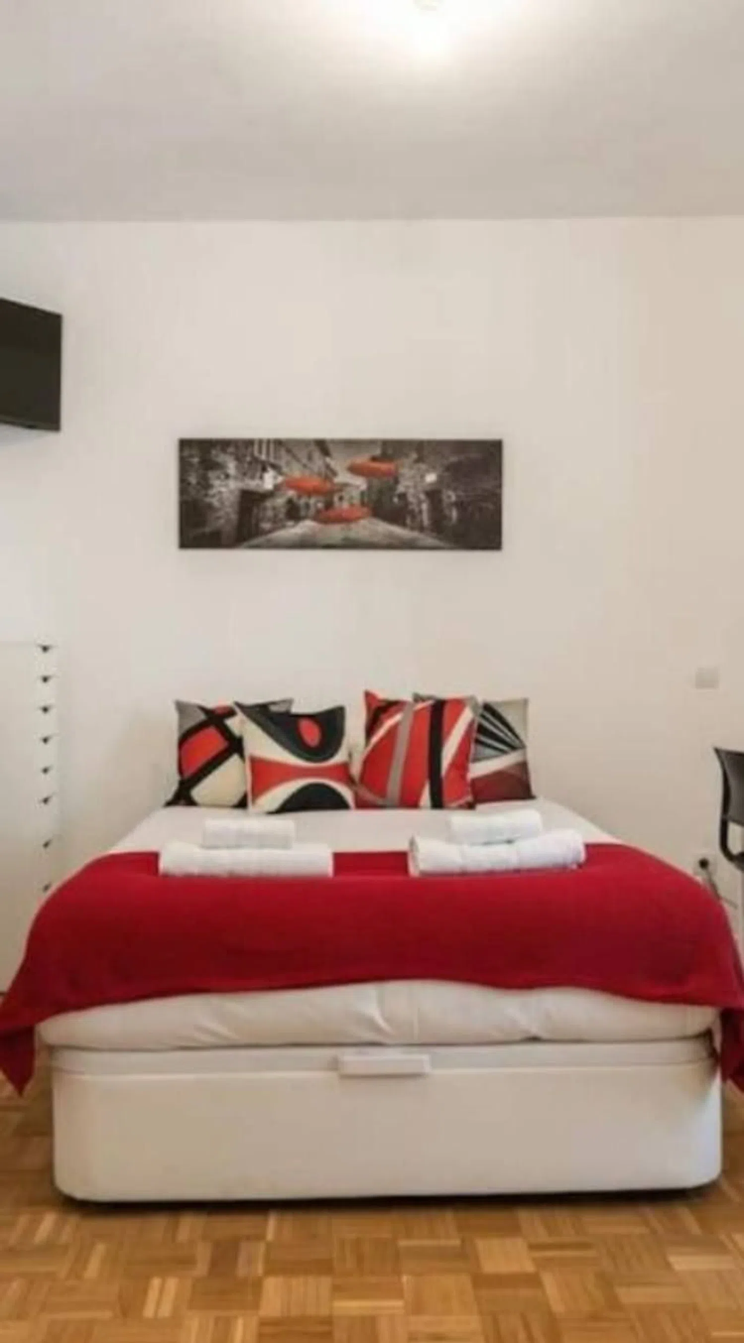 Estudio en calle de Ayala, 30 - Foto 1