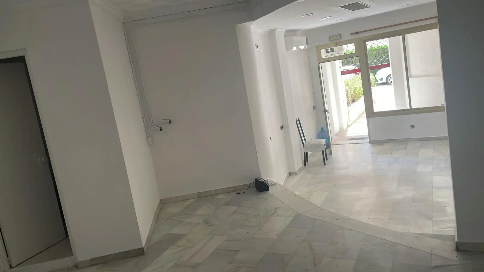 Local comercial en  Calle de Ramón Gómez de la Serna 4-7 - Foto 3
