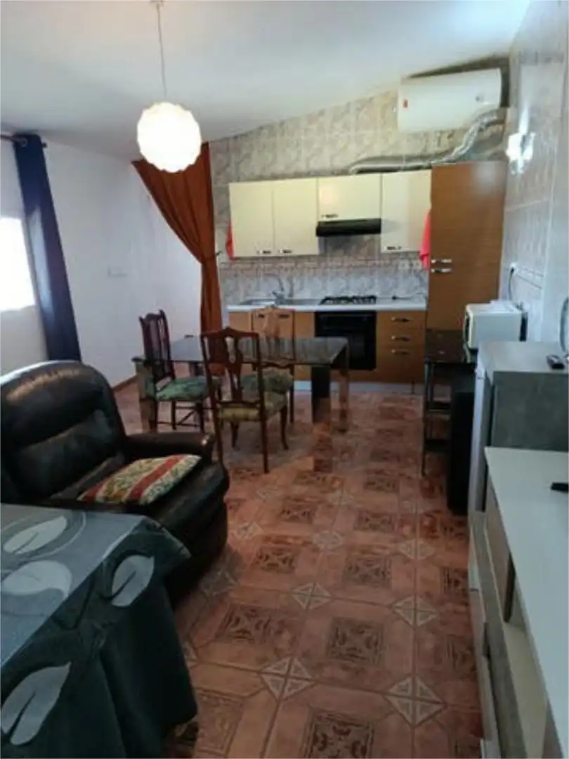 Apartamento en urbanización privada - Foto 7