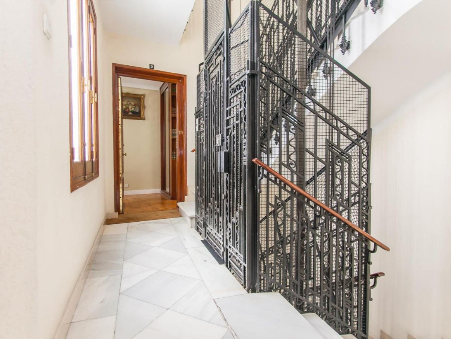 Piso en  Calle del General Álvarez de Castro 32 - Foto 20