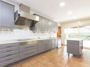 Chalet en Esplugues de Llobregat - Foto 14
