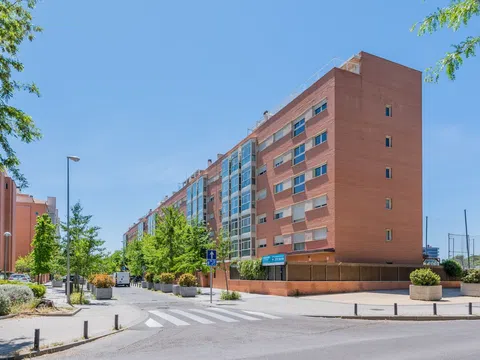 Piso en paseo de la Alameda de Osuna