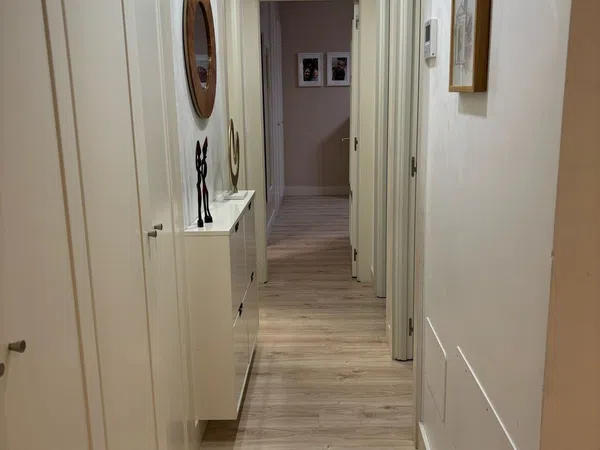 Piso en calle Julio Caro Bajora, 1 - Foto 1