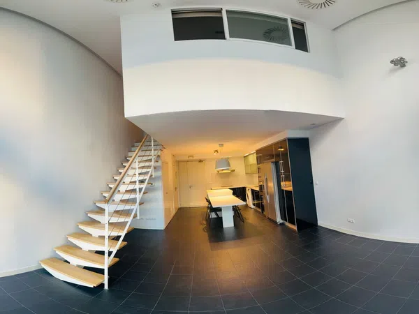 Estudio en calle de Julián Camarillo, 47