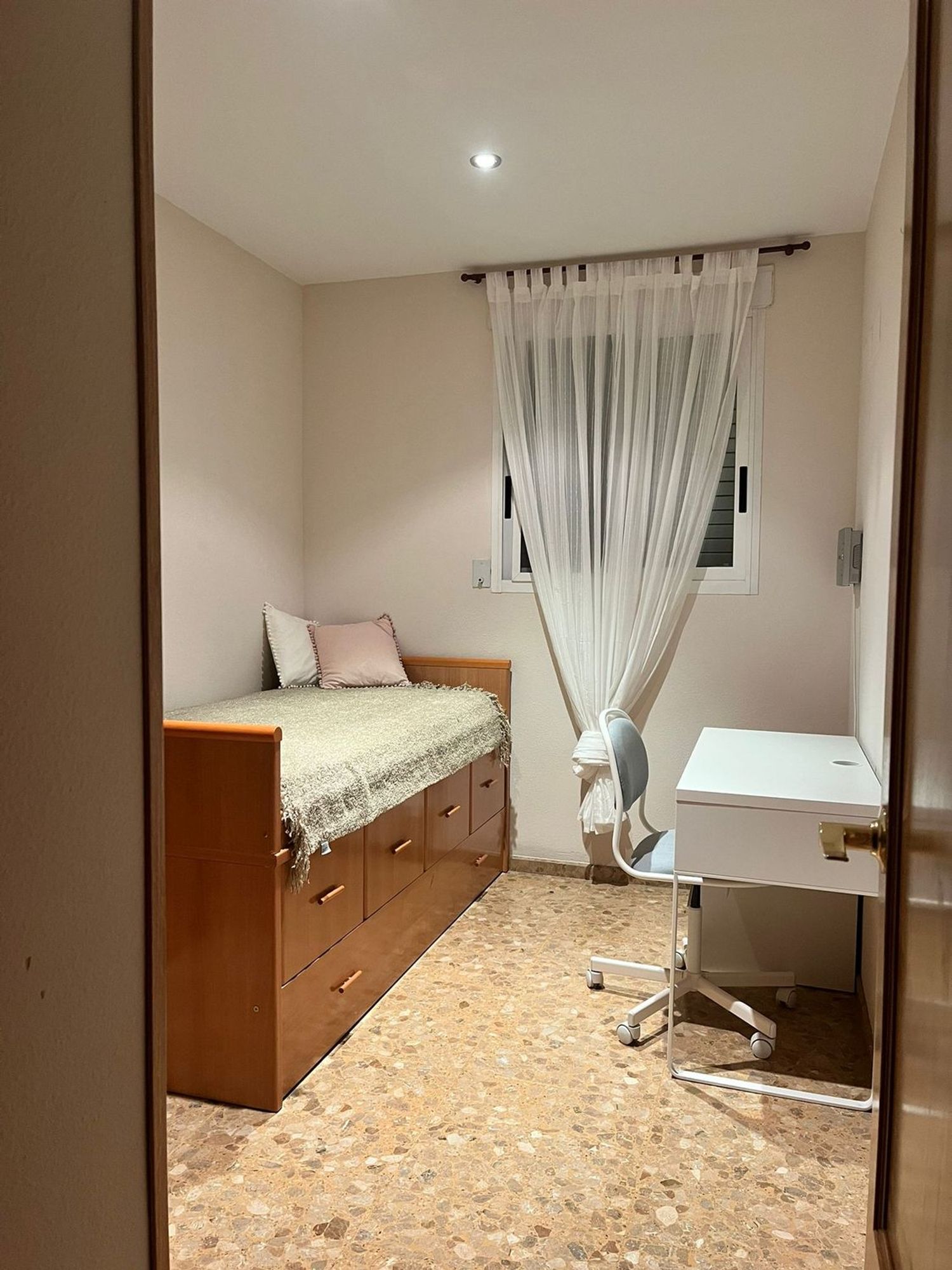 Piso en calle de l'Almirall Cruïlles, 19 - Foto 6