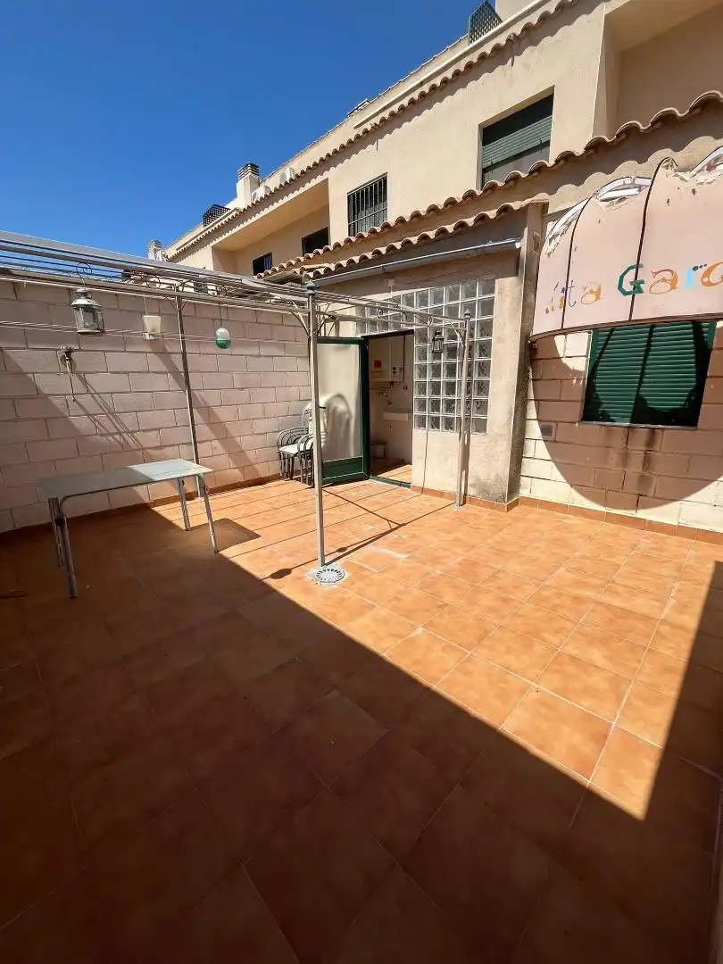 Casa adosada en  Calle Cañicas 21 - Foto 6