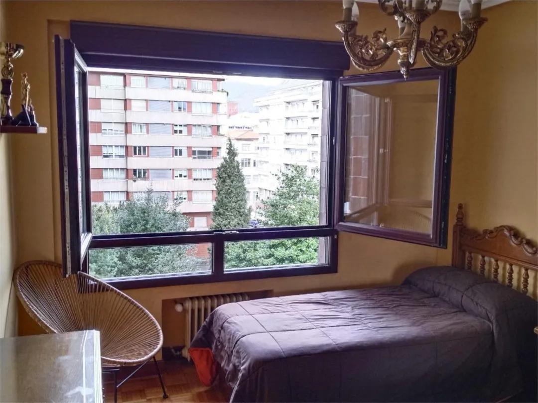 Piso en  Calle Leopoldo Calvo Sotelo 2 - Foto 13