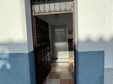 Casa adosada en  Calle Nuestra Señora de la Salud 17 - Foto 4
