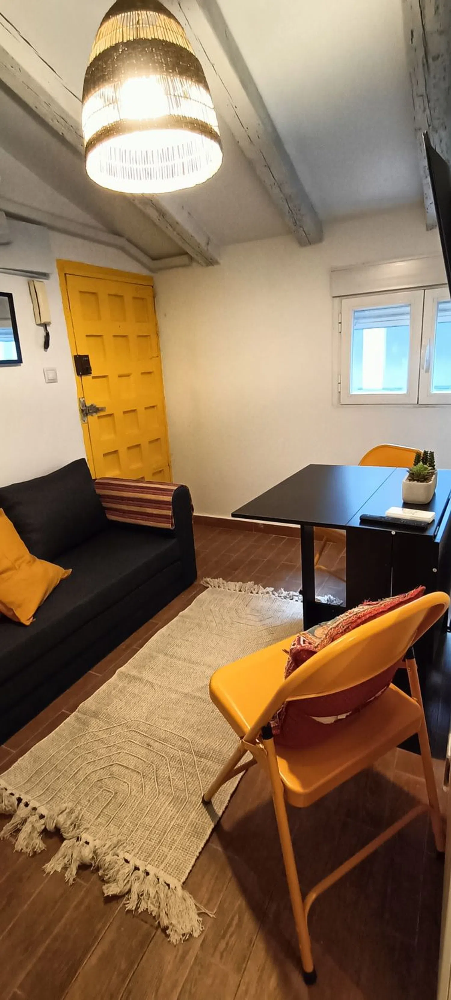 Estudio en calle de Jesús y María, 34 - Foto 4