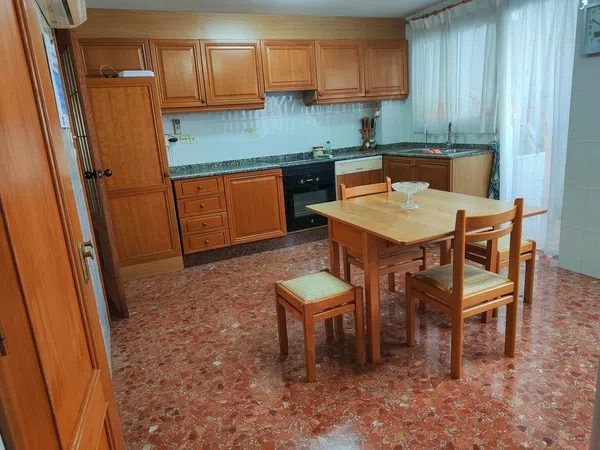 Piso en Calle Ciutat de Laval, 13 - Foto 4
