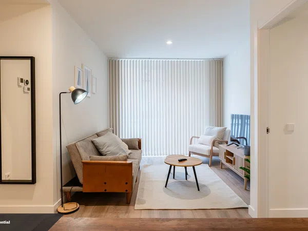 Estudio en CL Raimundo Fdez Villaverde, 19