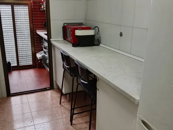 Piso en calle Romeral, 5