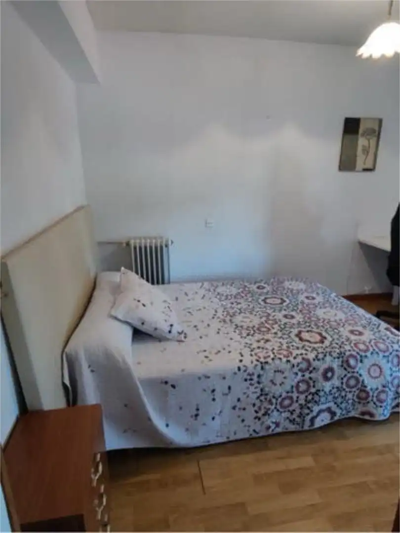 Piso en Poligono - Foto 4