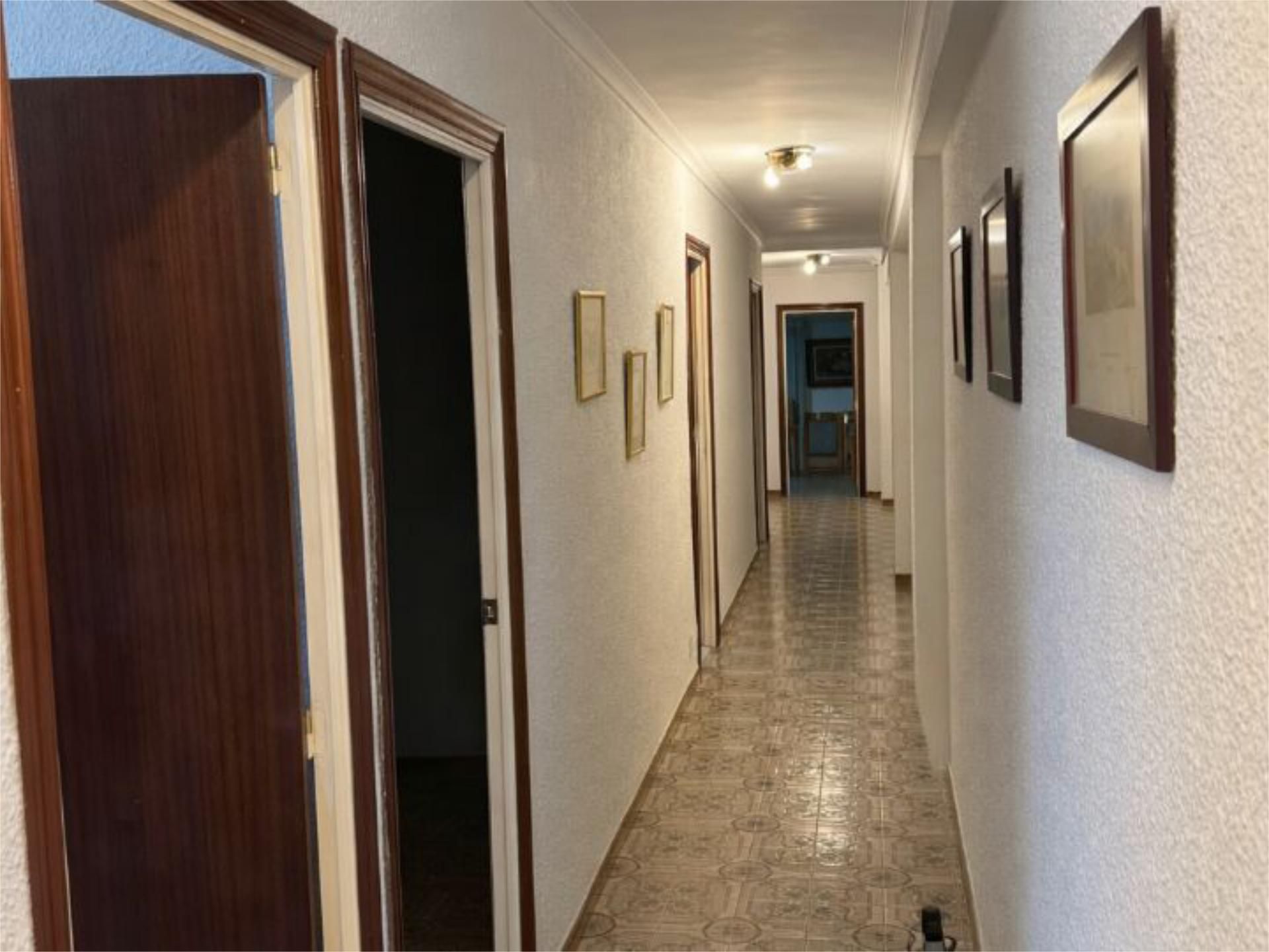 Piso en  Calle Ingeniero Sanchiz Pujalte 19 - Foto 2