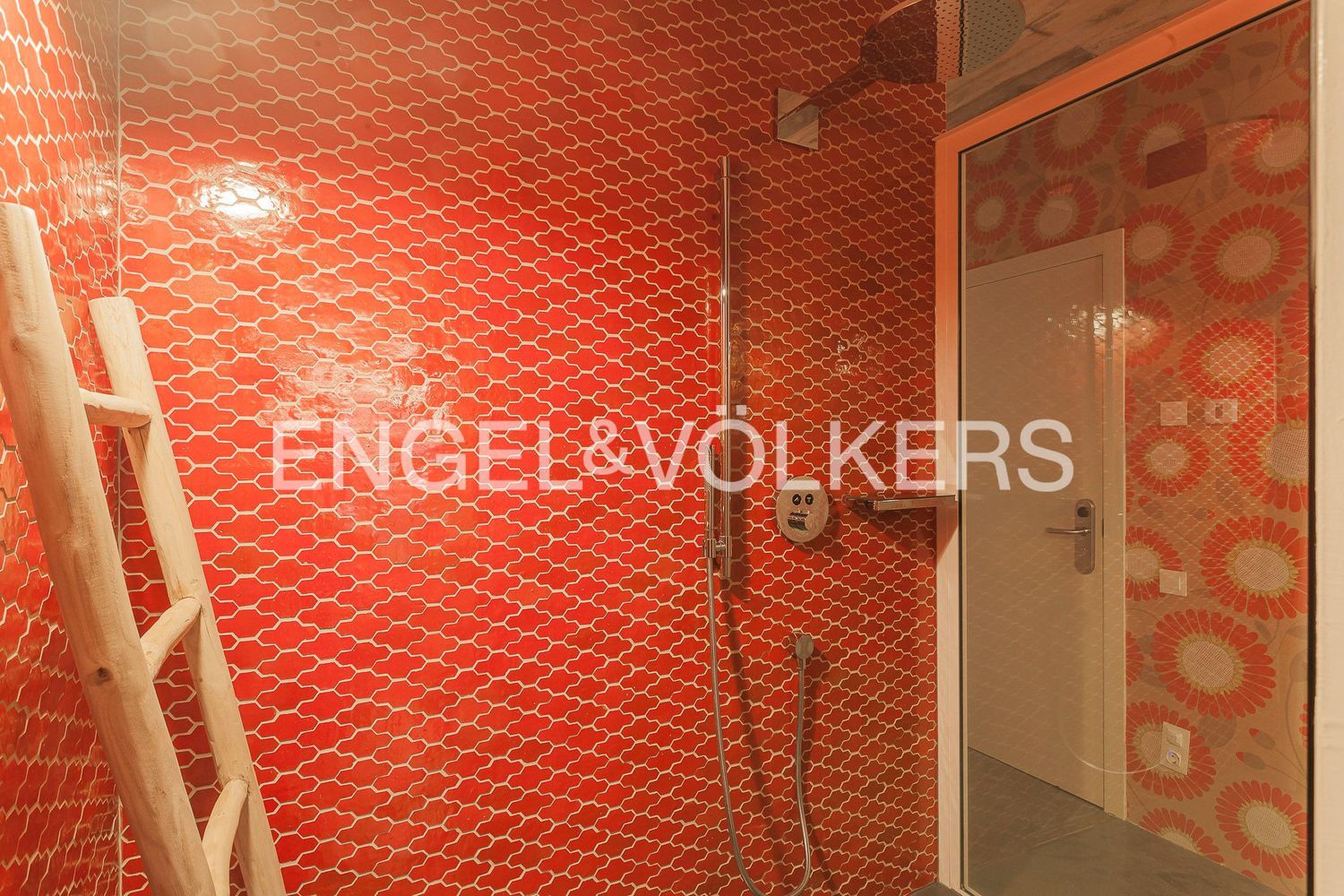 Chalet adosado en Calle de Josep Serrano - Foto 47