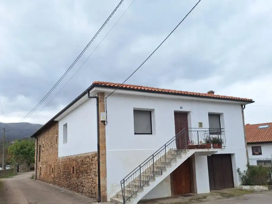 Chalet en  Barrio Vejorís 40 - Foto 2