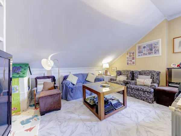 Chalet adosado en Barrio Valdezarza - Foto 34