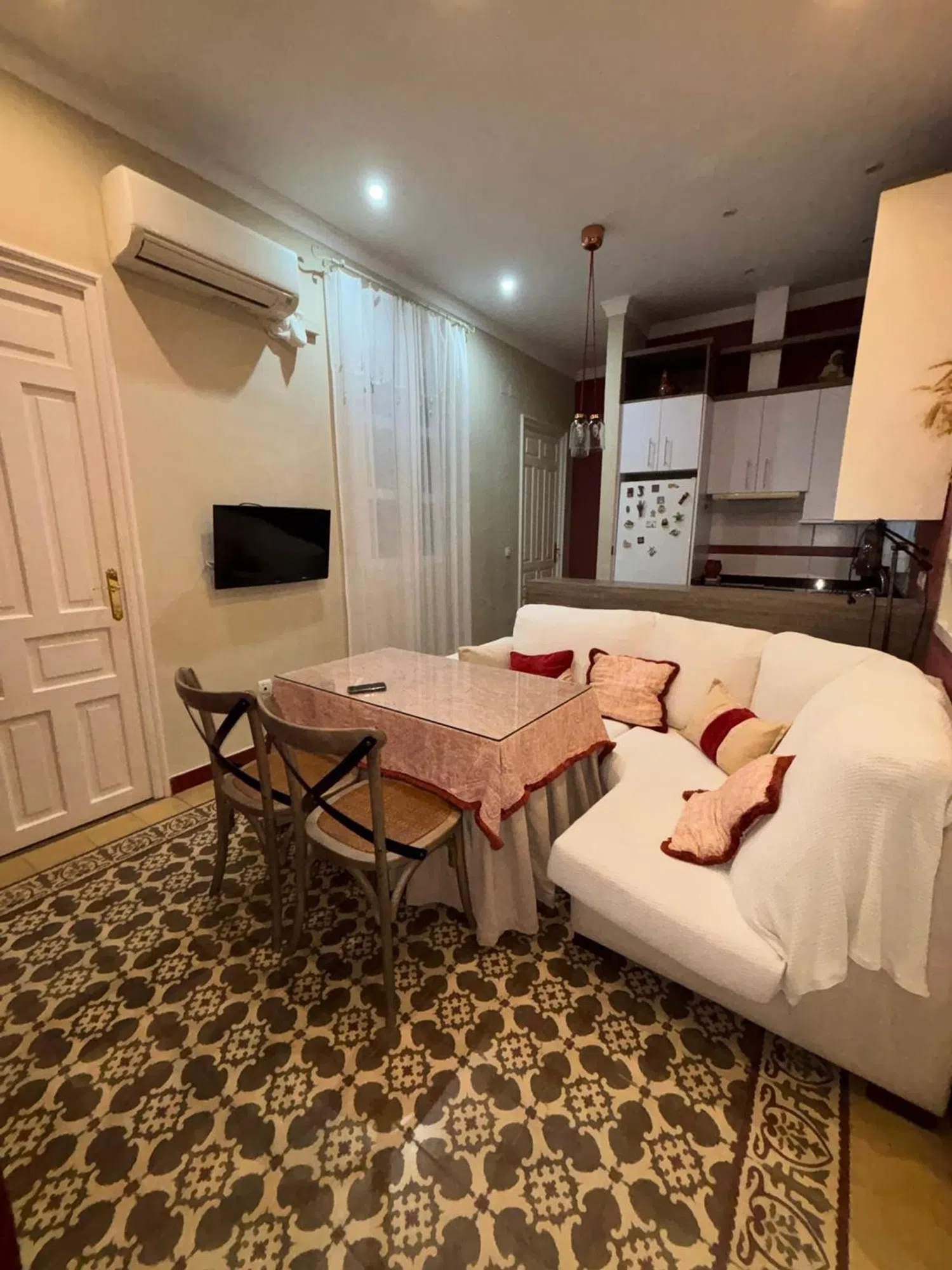 Piso en calle Jiménez Aranda, 4