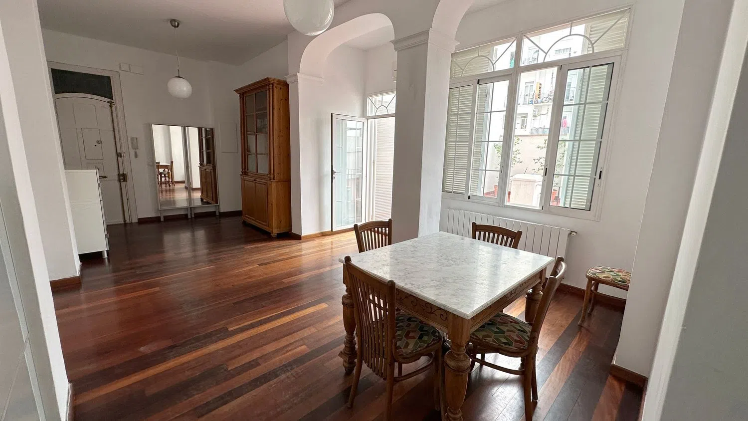 Piso en Barrio Russafa - Foto 1