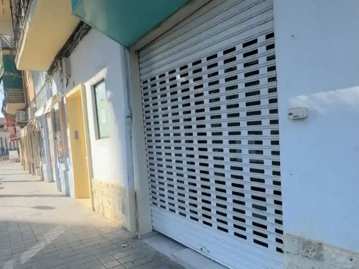 Local comercial en  Carrer de la Princesa Merce 3 - Foto 2