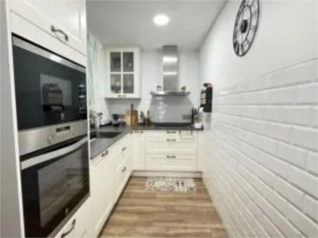 Piso en  Carrer de Jerez 62 - Foto 6