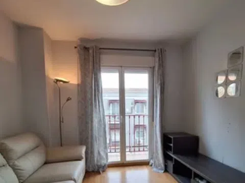 Piso en calle de Maximilià Thous, 6 - Foto 1