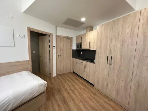 Estudio en calle de Javier de Miguel, 128